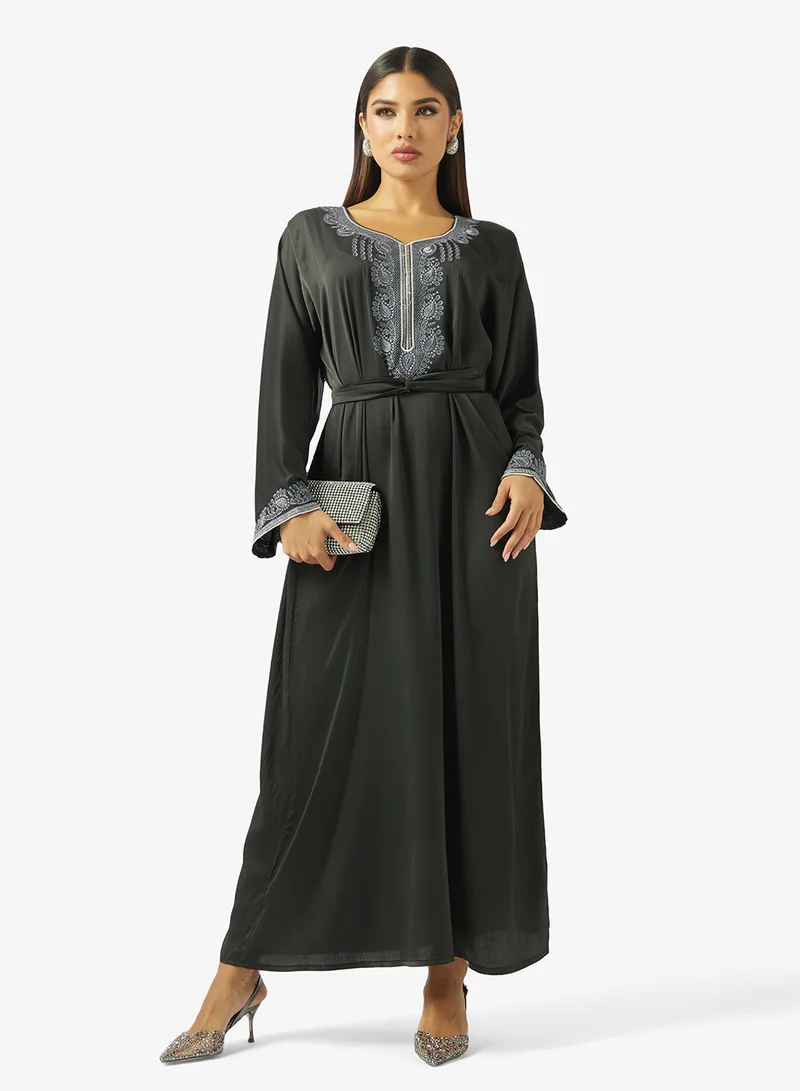 Floral Embroidery Work At Front Section And Belt Jalabiya